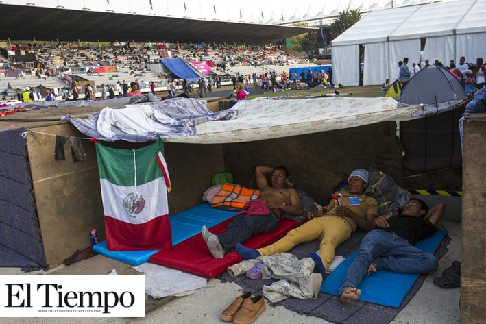 Sopesan si quedarse en México o seguir hacia EU